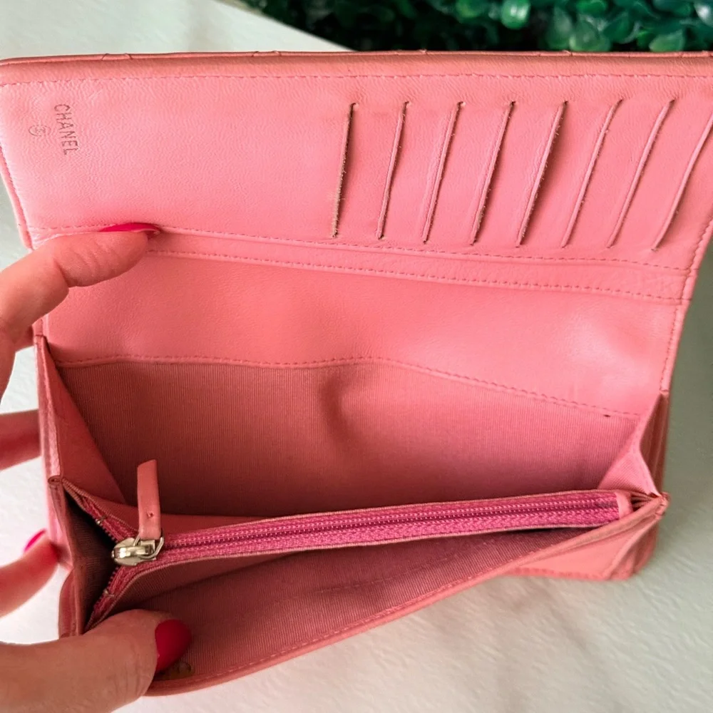 Chanel Pink Quilted Women's Yen Long Wallet Authentic - Picture 12 of 14